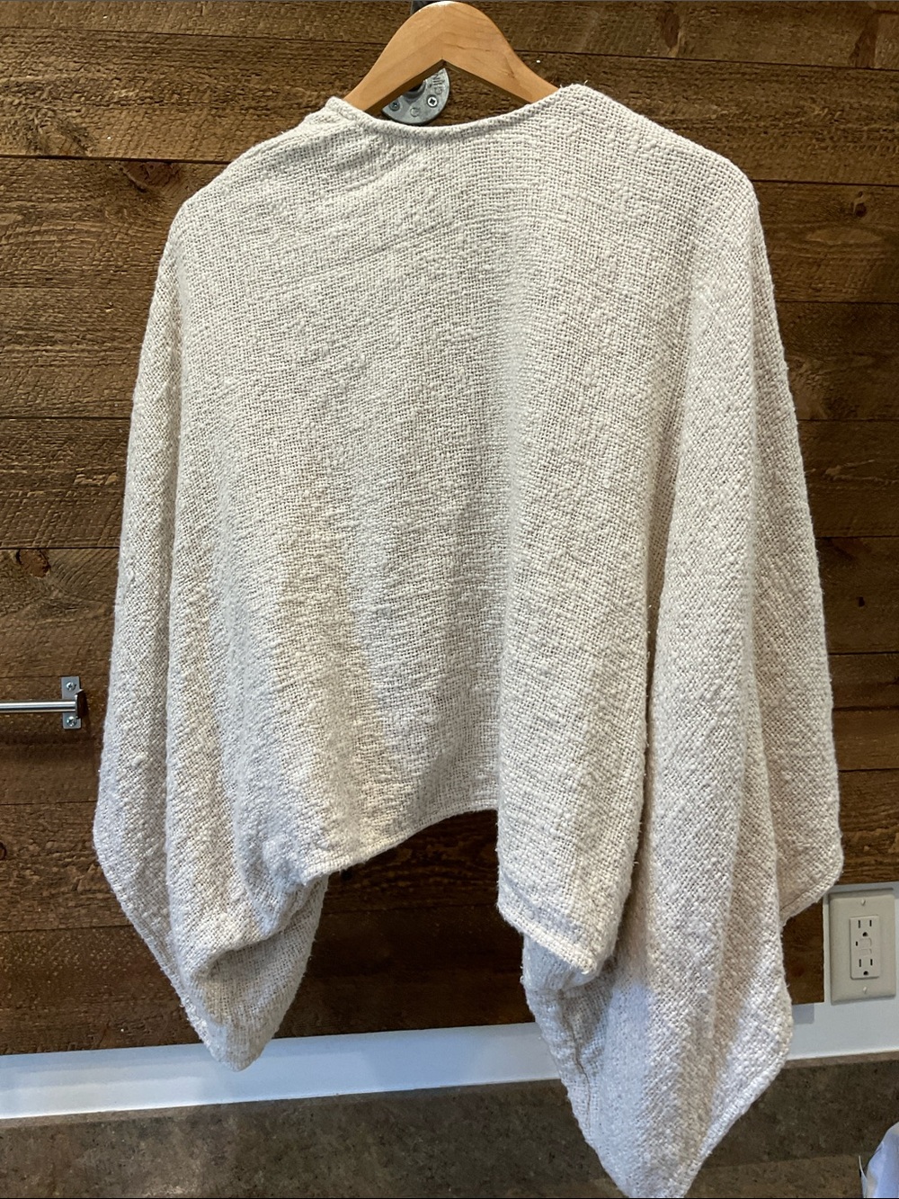 NOMAD Bloom Shrug in Ecru - size XS/S - Picture 4 of 7